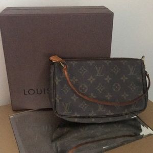 Louis Vuitton logo wristlet clutch